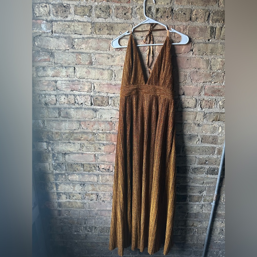 Lulu's Copper Metallic Plunge Maxi Dress - Picture 2 of 6